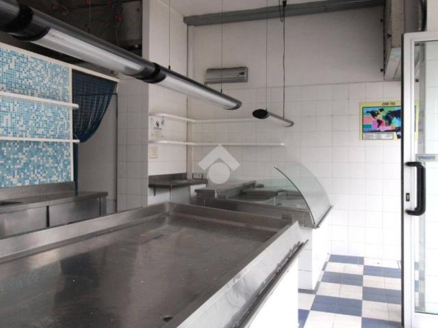 Locale Commerciale in affitto a Chirignago-Zelarino, Venezia