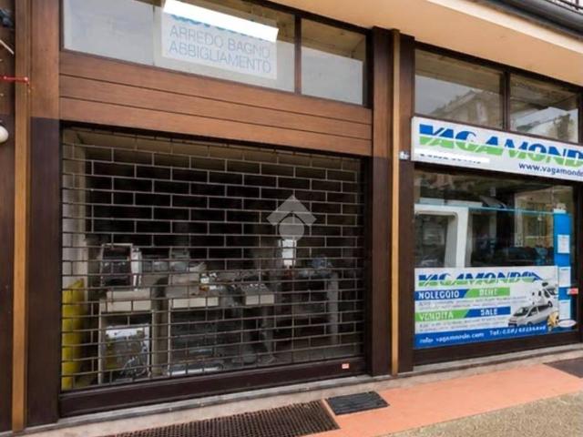 Locale Commerciale in affitto a Pallanza, Piemonte