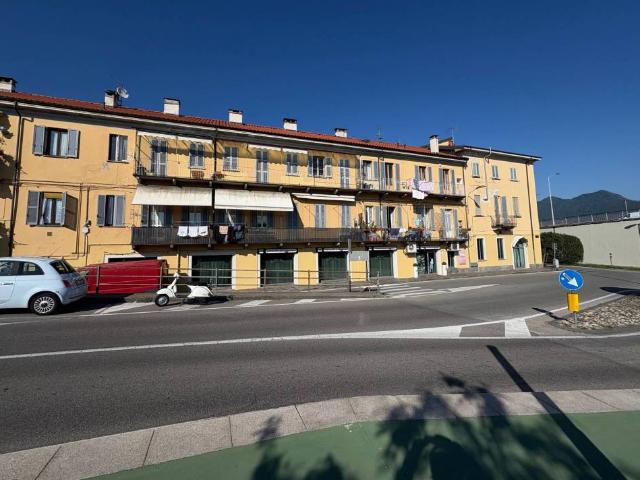 Locale Commerciale in affitto a Biganzolo, Piemonte