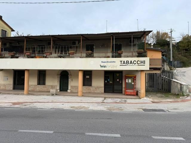 Locale Commerciale in affitto a Veroli, Lazio