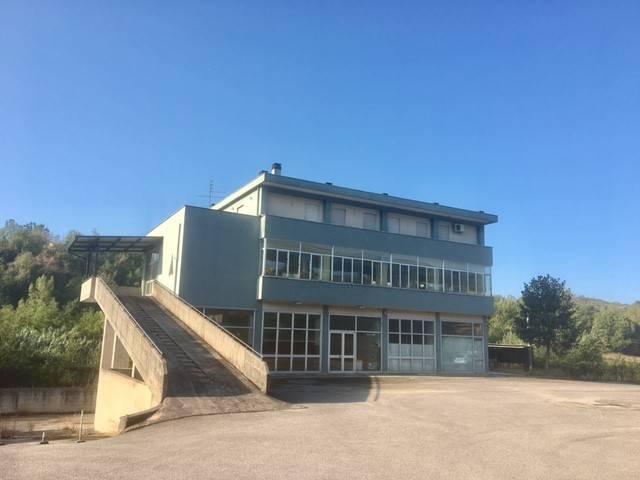 Locale Commerciale in affitto a Veroli, Lazio