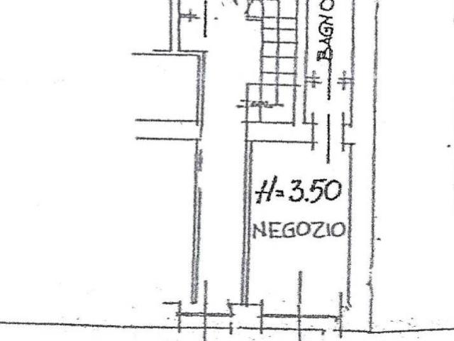 Locale Commerciale in affitto a Centro storico, Brenzone