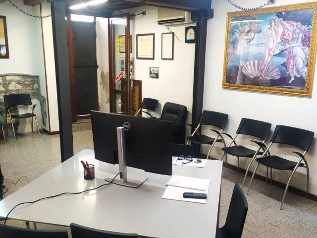 Locale Commerciale in affitto a Centro storico, Brenzone