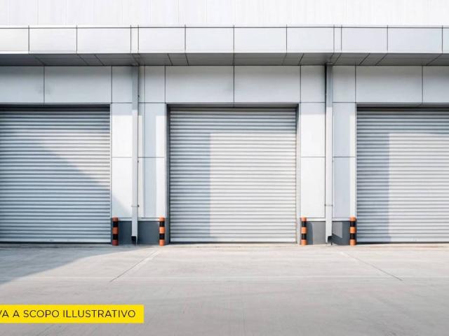 Locale Commerciale in affitto a Sud, Brenzone