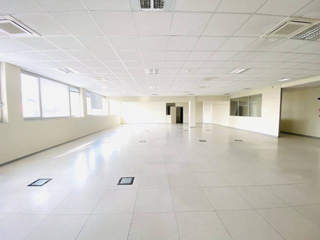 Locale Commerciale in affitto a Verona, Borgo Roma