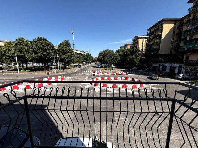Locale Commerciale in affitto a Verona, Borgo Milano