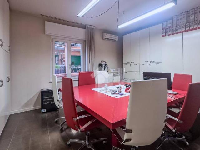 Locale Commerciale in affitto a Nord-Ovest, Brenzone