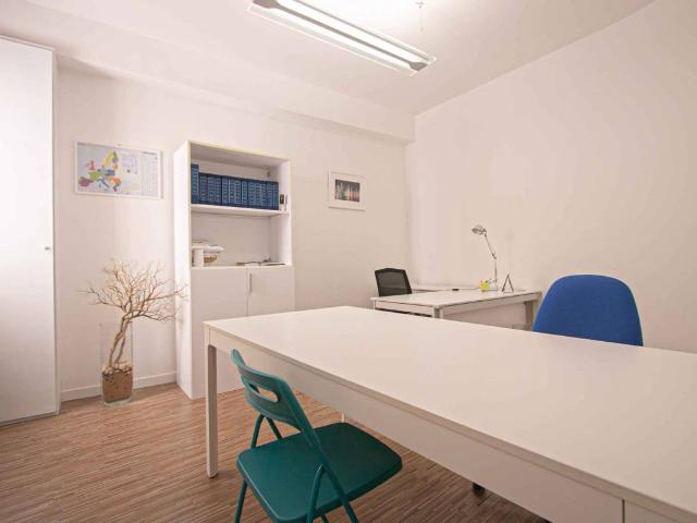 Locale Commerciale in affitto a Verona, Veronetta
