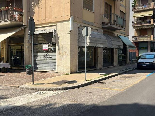 Locale Commerciale in affitto a Verona, Borgo Trento