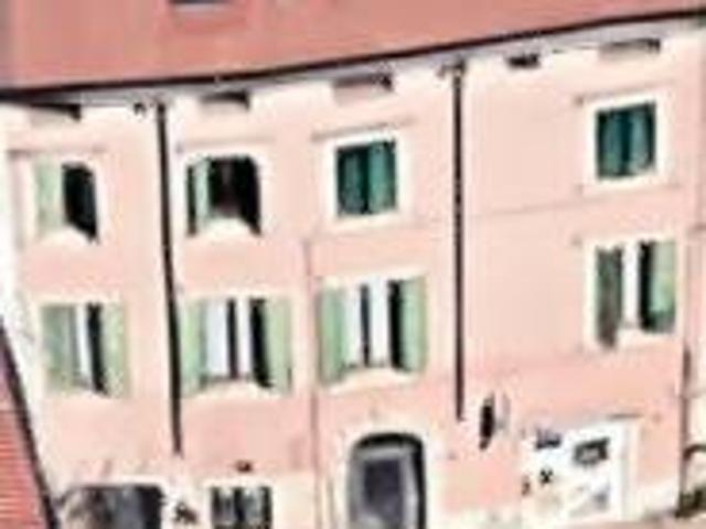 Locale Commerciale in affitto a Centro storico, Brenzone