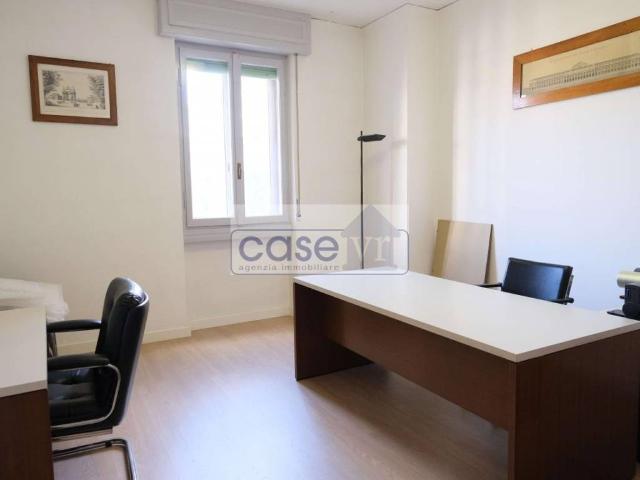 Locale Commerciale in affitto a Verona, San Zeno Locale Commerciale in affitto a Verona, San Zeno