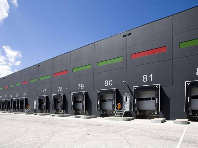 Locale Commerciale in affitto a Verona, Madonna di Dossobuono