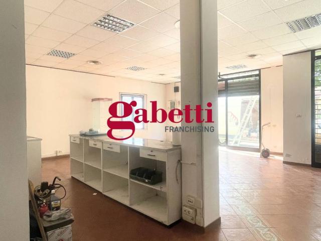 Locale Commerciale in affitto a Unione di comuni Valmarecchia, Verucchio