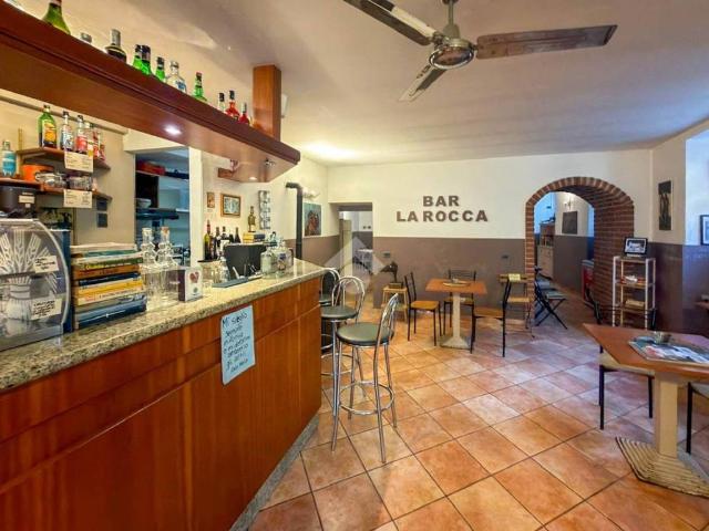 Locale Commerciale in affitto a Comunità montana della Valle Sabbia, Vestone