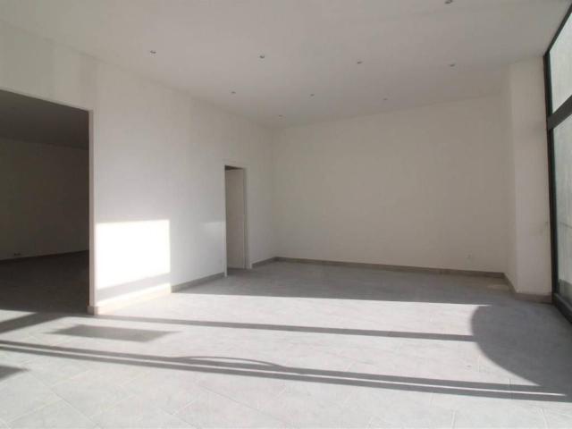 Locale Commerciale in affitto a Viareggio, Lucca