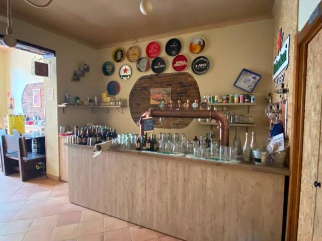 Locale Commerciale in affitto a Carmine, Calabria