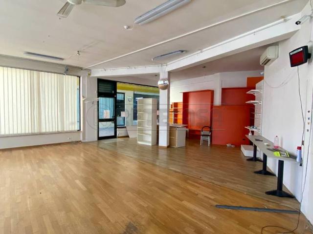 Locale Commerciale in affitto a San Lazzaro, Vicenza