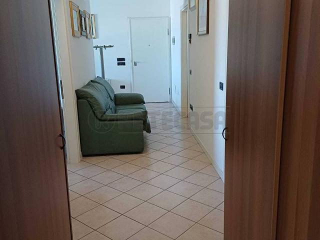 Locale Commerciale in affitto a San Lazzaro, Vicenza