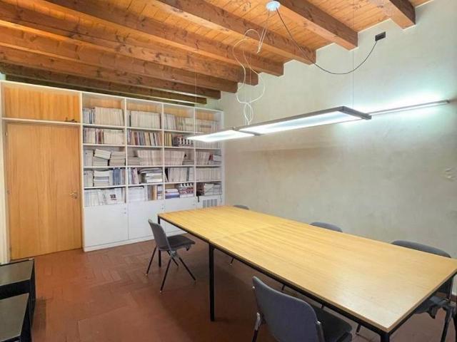 Locale Commerciale in affitto a Vicenza, Veneto