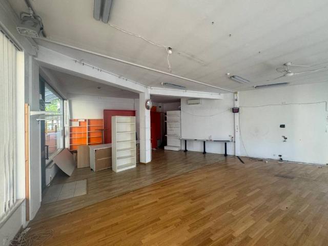 Locale Commerciale in affitto a San Lazzaro, Vicenza