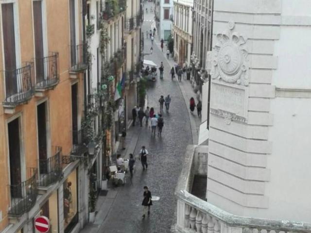 Locale Commerciale in affitto a San Biagio, Vicenza