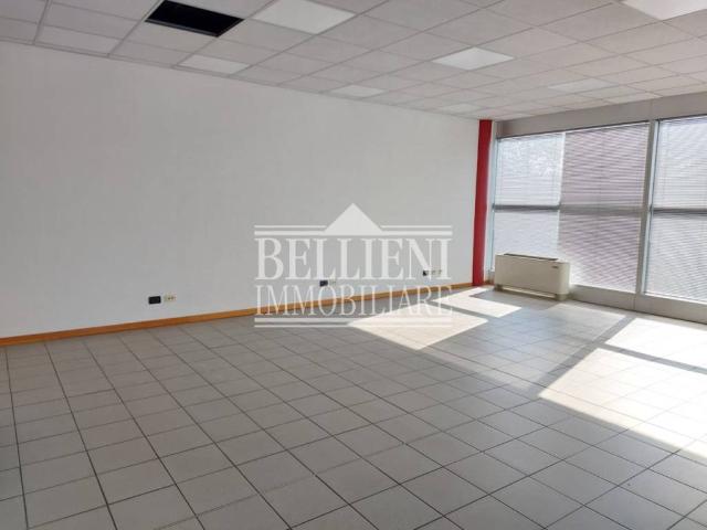 Locale Commerciale in affitto a San Lazzaro, Vicenza