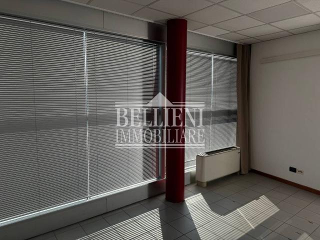 Locale Commerciale in affitto a San Lazzaro, Vicenza