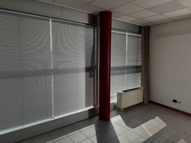 Locale Commerciale in affitto a San Lazzaro, Vicenza