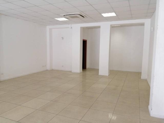 Locale Commerciale in affitto a San Felice, Vicenza