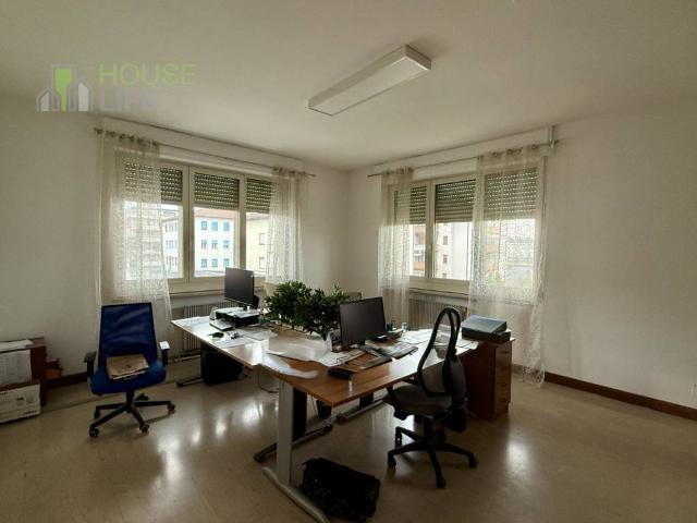 Locale Commerciale in affitto a San Lazzaro, Vicenza
