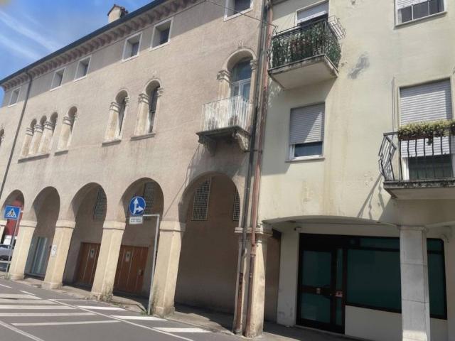 Locale Commerciale in affitto a San Biagio, Vicenza
