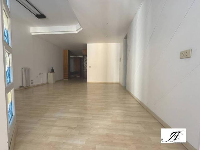 Locale Commerciale in affitto a Vicenza, Veneto