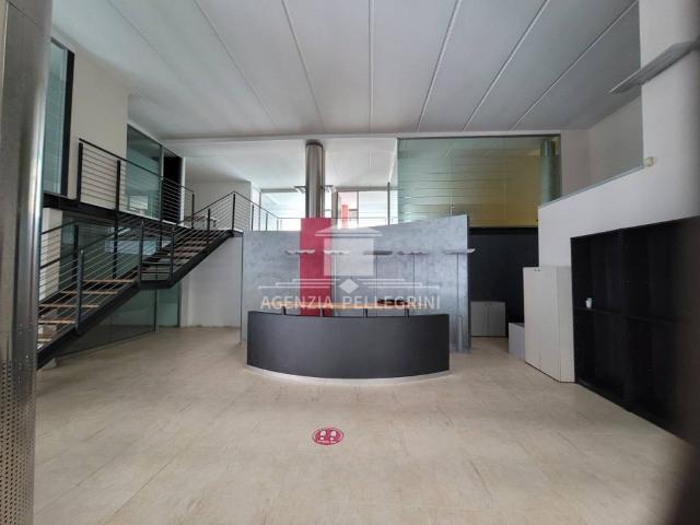 Locale Commerciale in affitto a Vicenza, Veneto