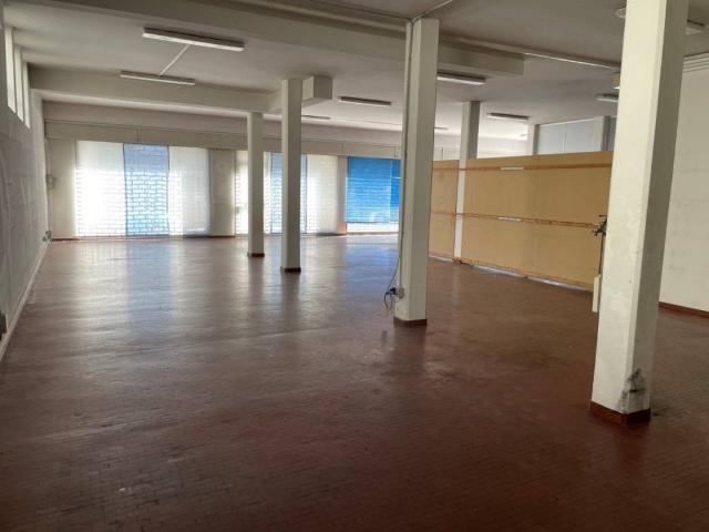 Locale Commerciale in affitto a San Lazzaro, Vicenza