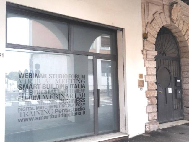 Locale Commerciale in affitto a San Biagio, Vicenza