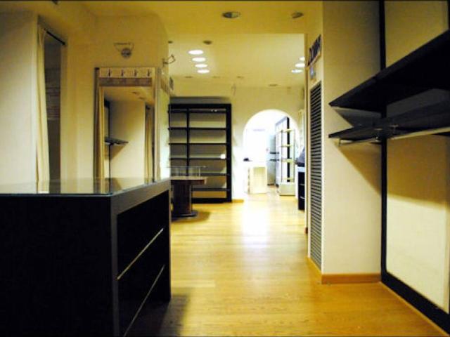 Locale Commerciale in affitto a Vigolzone, Reggio Emilia