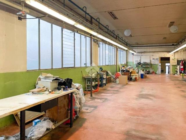 Locale Commerciale in affitto a Busa, Vigonza
