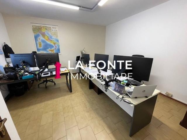 Locale Commerciale in affitto a Busa, Vigonza