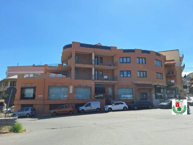 Locale Commerciale in affitto a Villabate, Sicilia