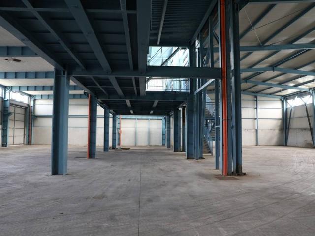 Locale Commerciale in affitto a Divieto, Villafranca Tirrena