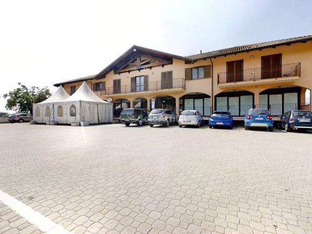 Locale Commerciale in affitto a Borgata Merlo, Piemonte