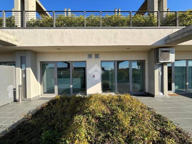 Locale Commerciale in affitto a Villorba