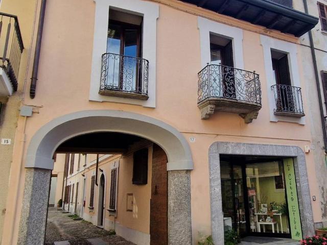 Locale Commerciale in affitto a San Maurizio, Vimercate
