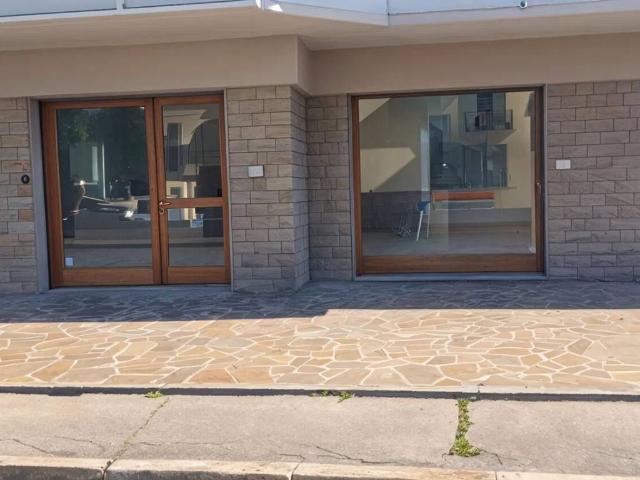Locale Commerciale in affitto a Unione dei Comuni Circondario dell'Empolese Valdelsa, Vinci