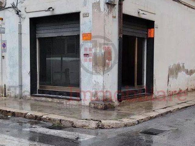 Locale Commerciale in affitto a Vittoria, Sicilia