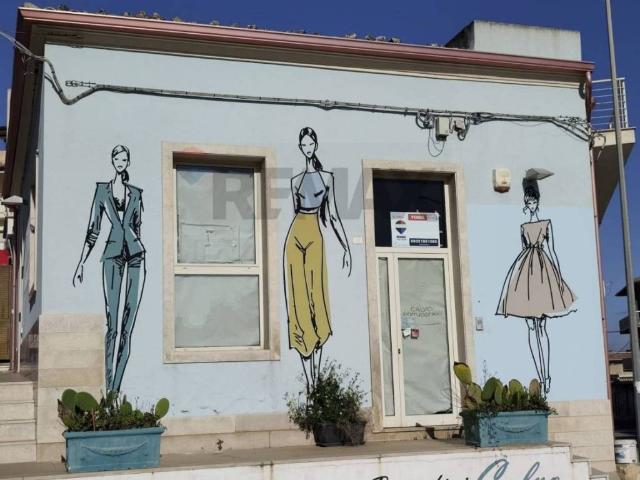 Locale Commerciale in affitto a Vittoria, Sicilia