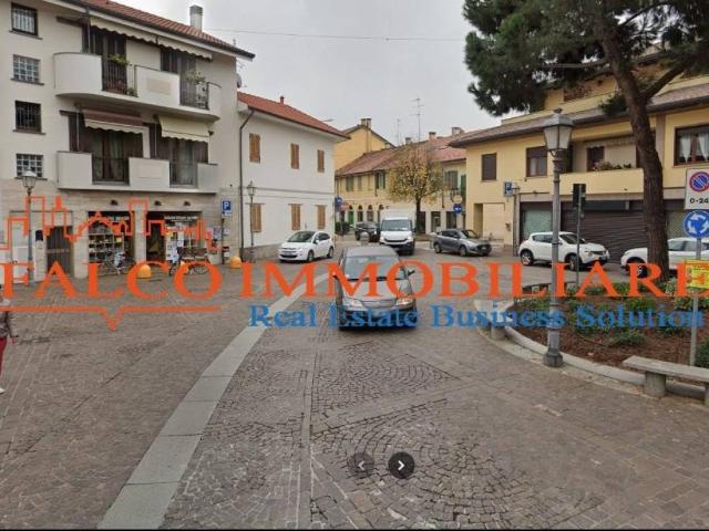 Locale Commerciale in affitto a Vittuone, Milano