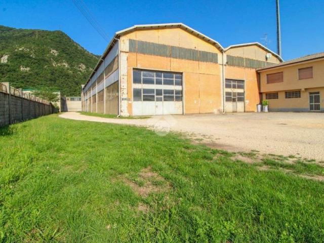 Locale Commerciale in affitto a Comunità montana della Valle Sabbia, Vobarno