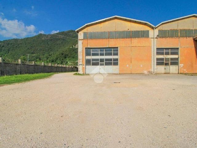 Locale Commerciale in affitto a Comunità montana della Valle Sabbia, Vobarno
