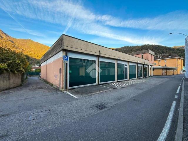 Locale Commerciale in affitto a Comunità montana della Valle Sabbia, Vobarno